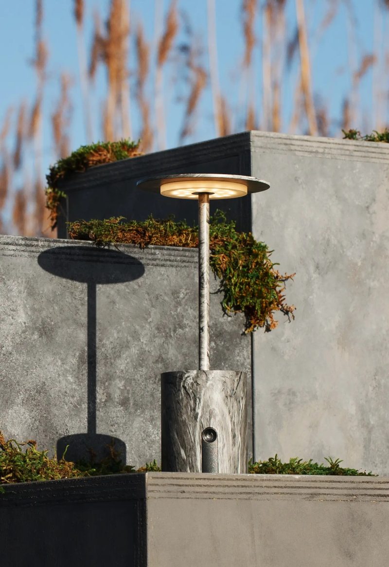 Fantasia Poppy lampe de table LED rechargeable IP44 gris