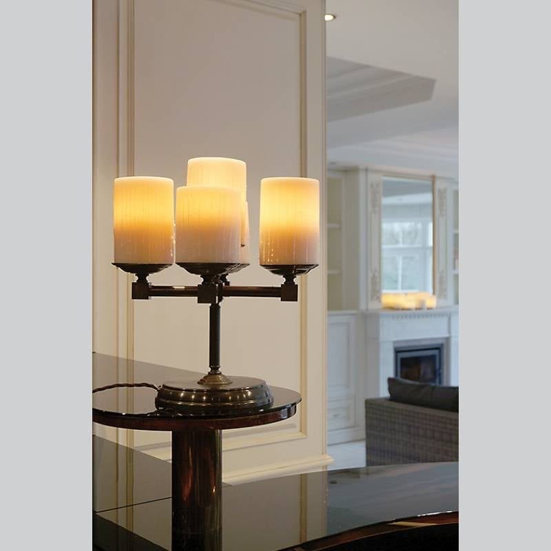 Authentage Bellefeu lámpara de mesa candelabro LED 5 velas latón